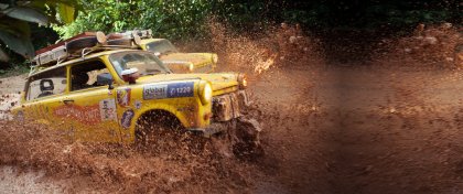 Žlutý cirkus na cestách