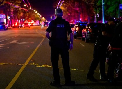 Řidič ve Vancouveru najel do davu, zemřelo devět lidí
