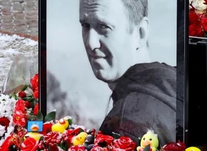 Navalnyj byl otráven, uvedla jeho žena