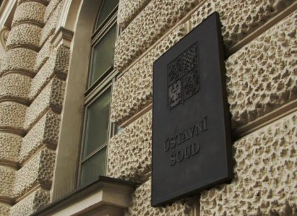 Advokát si pomohl AI. Ta citovala neexistující rozsudky