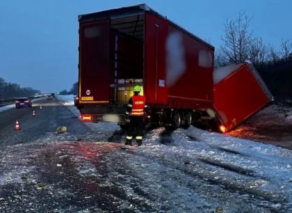 Problémy kvůli ledovce
