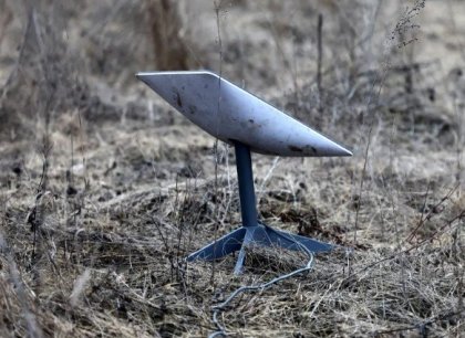 Rusko nutí rodiny zajatých vojáků registrovat Starlink