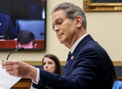 USA povolily dočasně nakupovat vybranou ruskou ropu