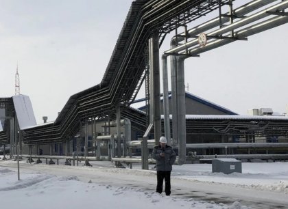 Po dronovém útoku hoří klíčový ruský přístav Usť-Luga