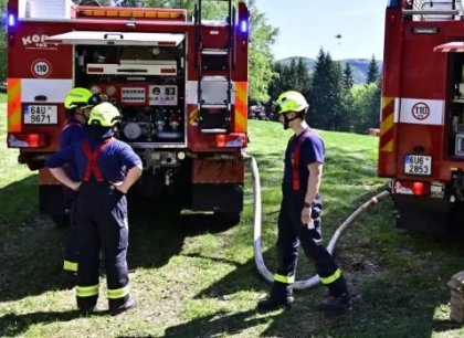 Požár v Českém Švýcarsku se nerozšiřuje