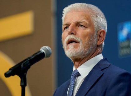 Prezident pojede na summit NATO