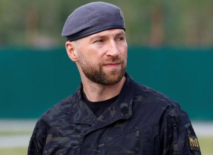 Z vojáka civilistou a ministrem obrany Ukrajiny