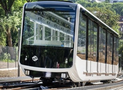 Lanovka na Petřín se znovu rozjíždí