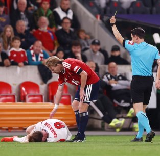 Oslabení Češi podlehli doma Anglii 0:2